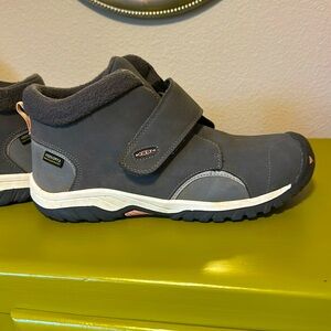 Keen Girls’ Waterproof Insulated Booties